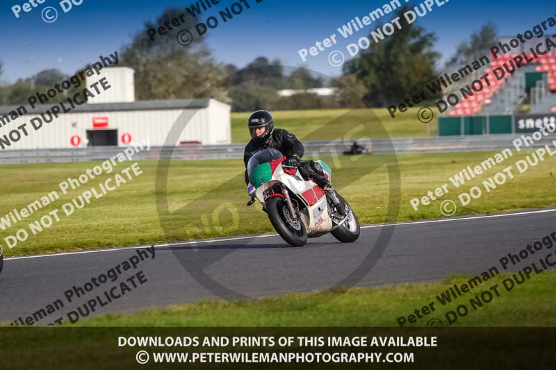 enduro digital images;event digital images;eventdigitalimages;no limits trackdays;peter wileman photography;racing digital images;snetterton;snetterton no limits trackday;snetterton photographs;snetterton trackday photographs;trackday digital images;trackday photos